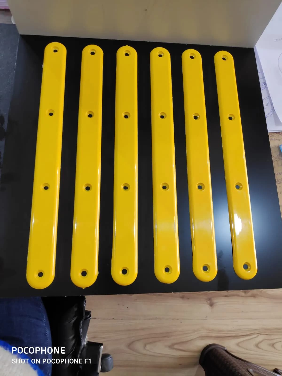 40×40 Tabansız Üstten 4 Vidalı Kılavuz İz