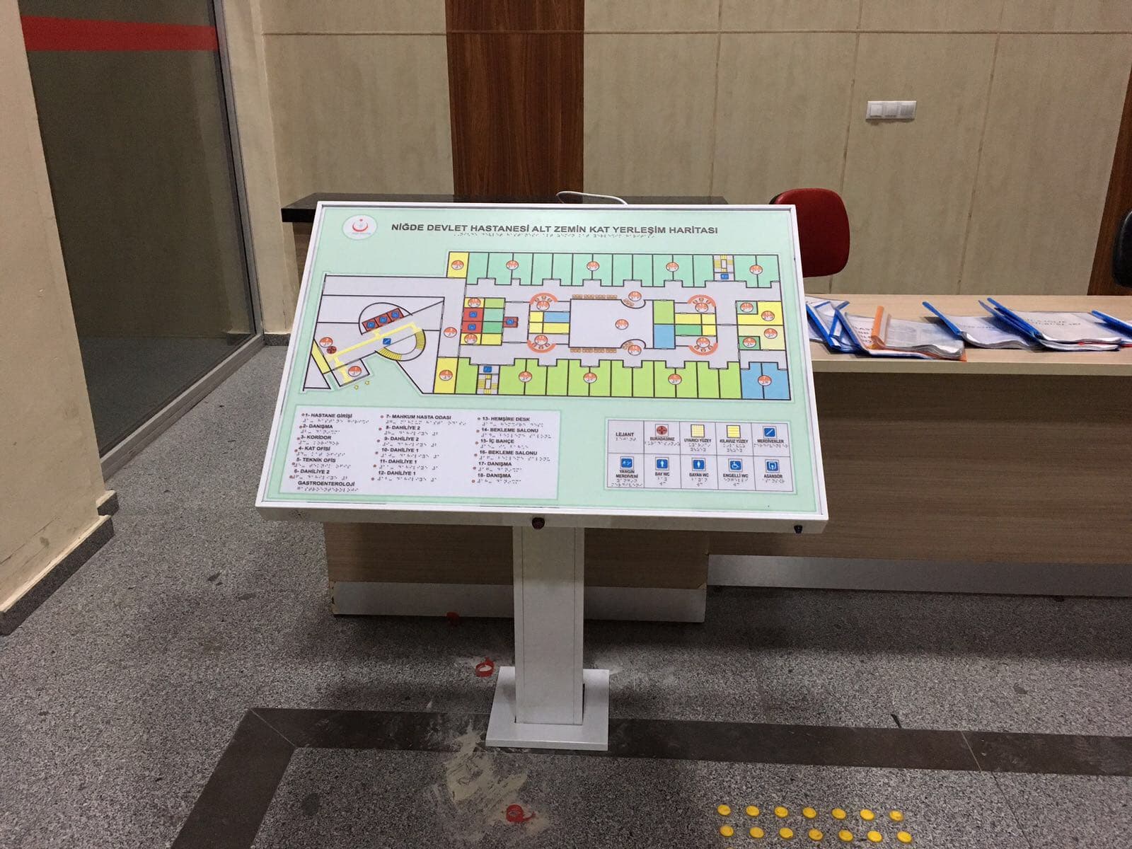 Braille kabartmalı kiosk harita